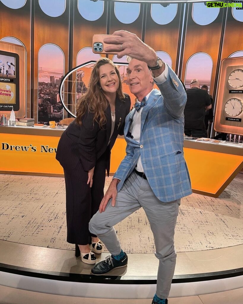 Bill Nye Instagram - Greetings from @thedrewbarrymoreshow! Tune in today to hear about The #EndIsNye and how @drewbarrymore and I first met on the set of Bill Nye the Science Guy back in 1996. Turn it up loud!