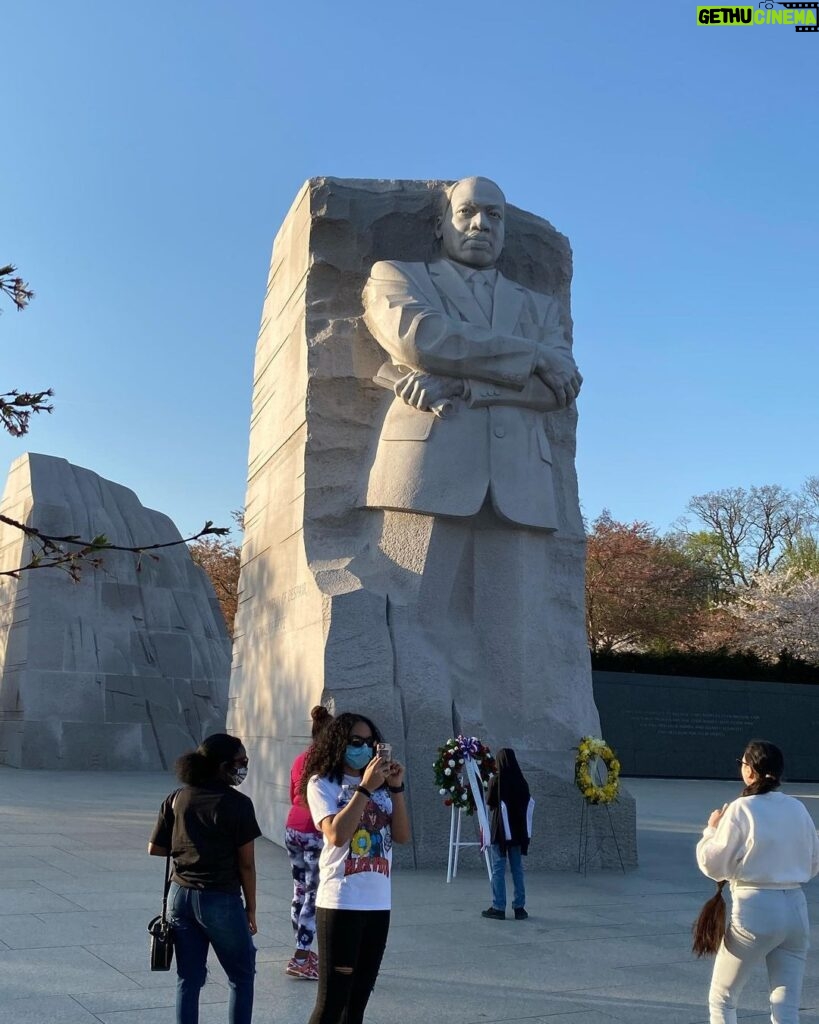 Bill Nye Instagram - Dr. King would be 93 years old this week. The issues he fought for: of fairness and of participation in democracy remain elusive for many of us. We must honor his legacy and fight for the freedom, opportunity and justice for which he stood. Martin Luther King, Jr. National Memorial