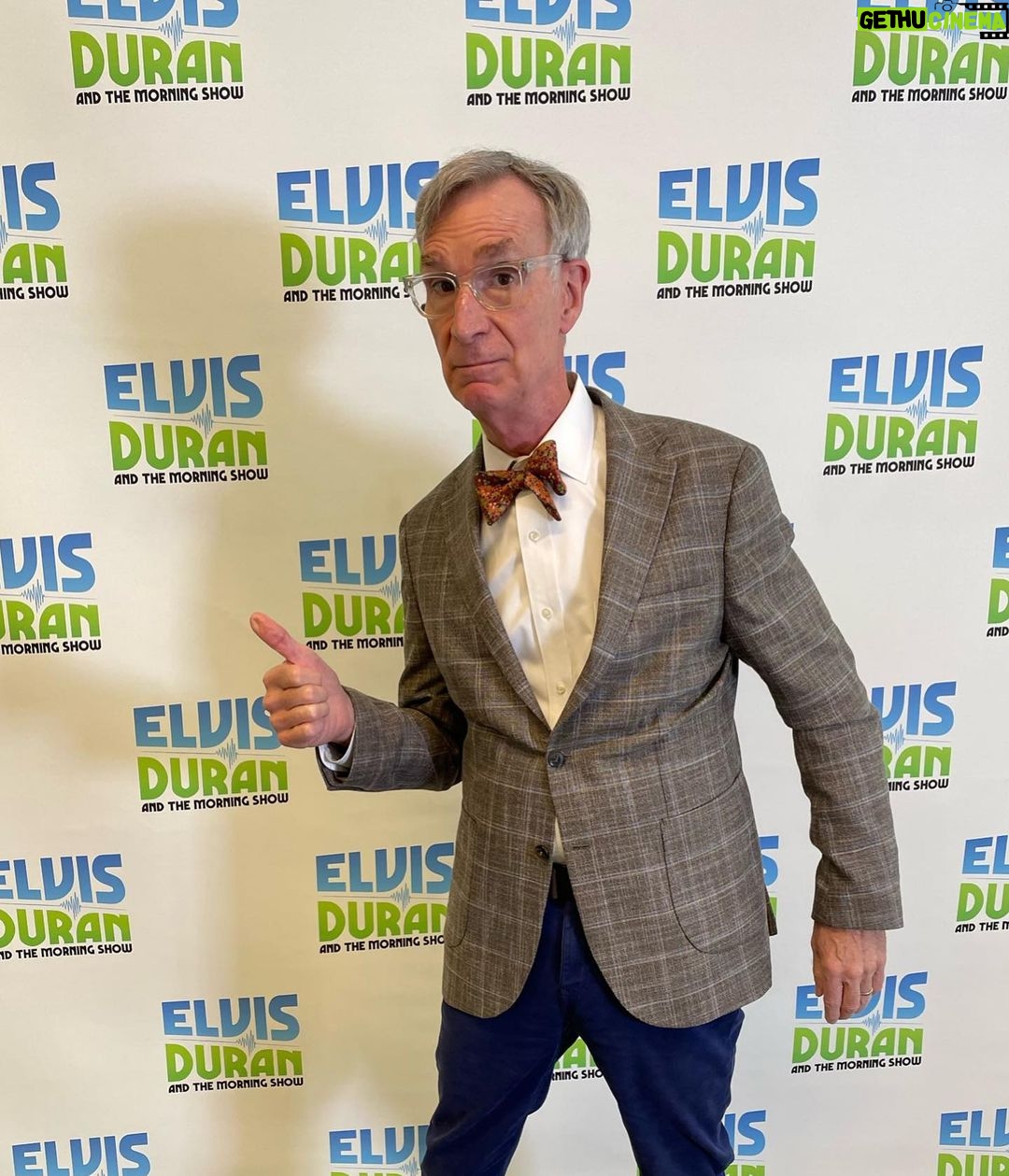 Bill Nye Instagram - The #EndIsNye starts streaming in one week. That’s right people, one week! I’ve had a blast telling the world about it. Check out these pics @rollingstone, @elvisduranshow. Get ready to turn it up loud, August 25 @peacocktv.