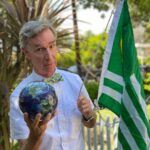 Bill Nye Instagram – When I was 14, I went to the first #EarthDay in my hometown of Washington, D.C. In those days, it was all about pollution. Today, it’s climate change – and this year’s pandemic. Every astronaut, cosmonaut & taikonaut comes down & reminds us we are all citizens of one world, one planet. It’s up to us to preserve it!‬ Happy Earth Day, peoples!