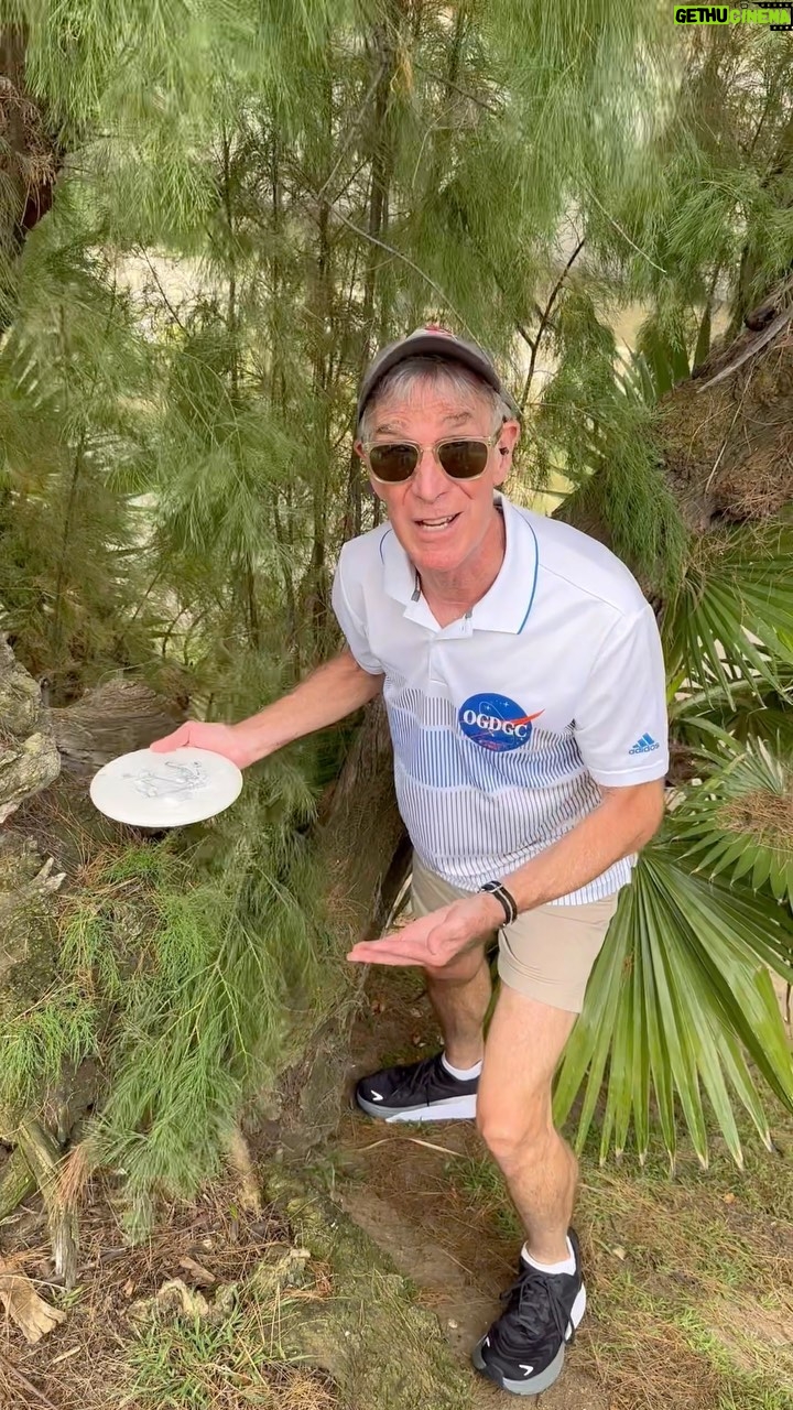Bill Nye Instagram - Throwing discs and taking names 🥏