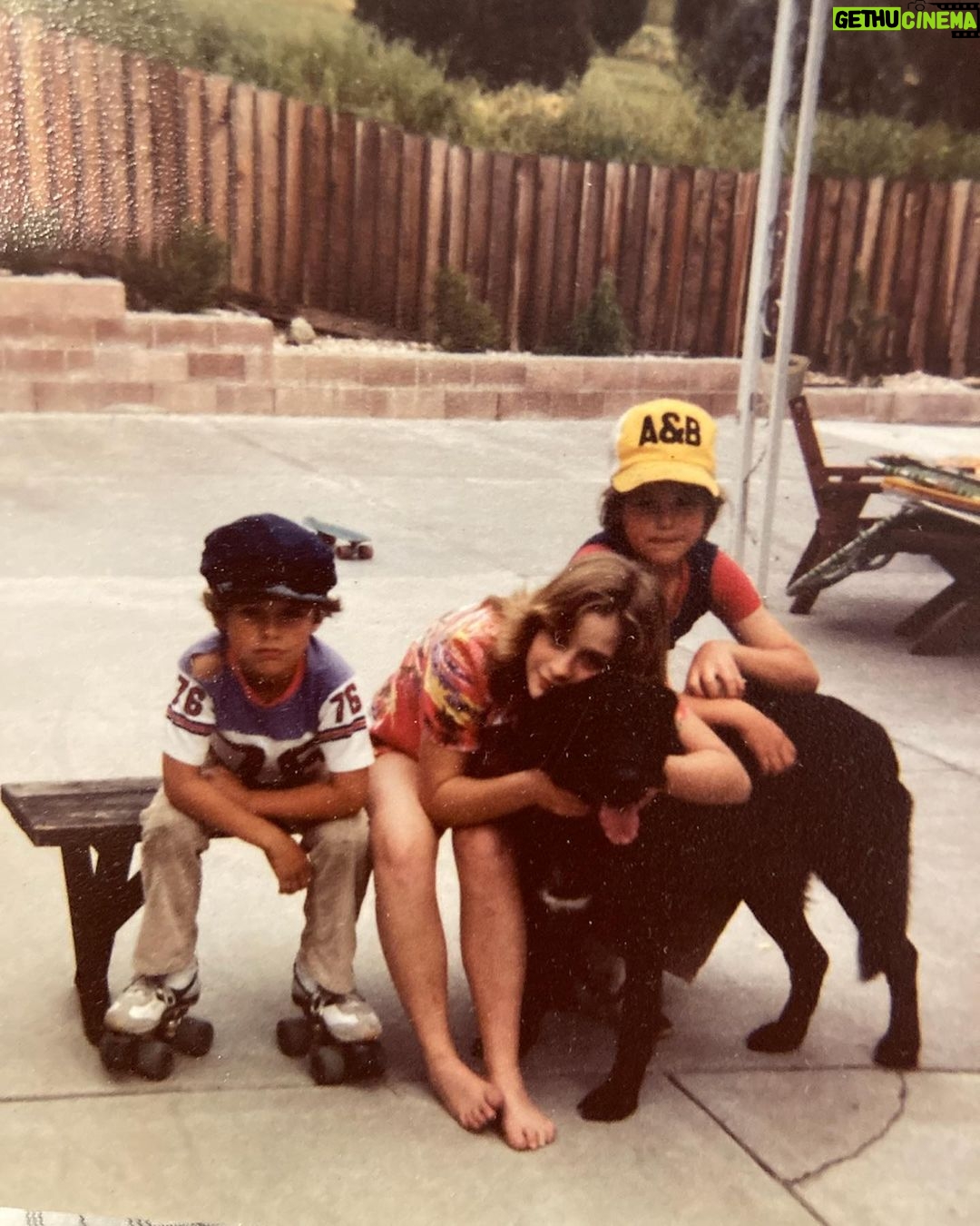 Billie Joe Armstrong - 93K Likes - Me my sister Hollie my bro David and our dog Misty