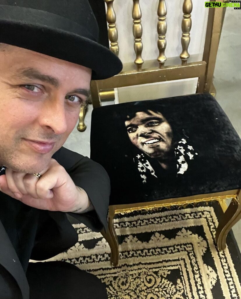 Billie Joe Armstrong Instagram - Me and #elvis Chicago, Illinois