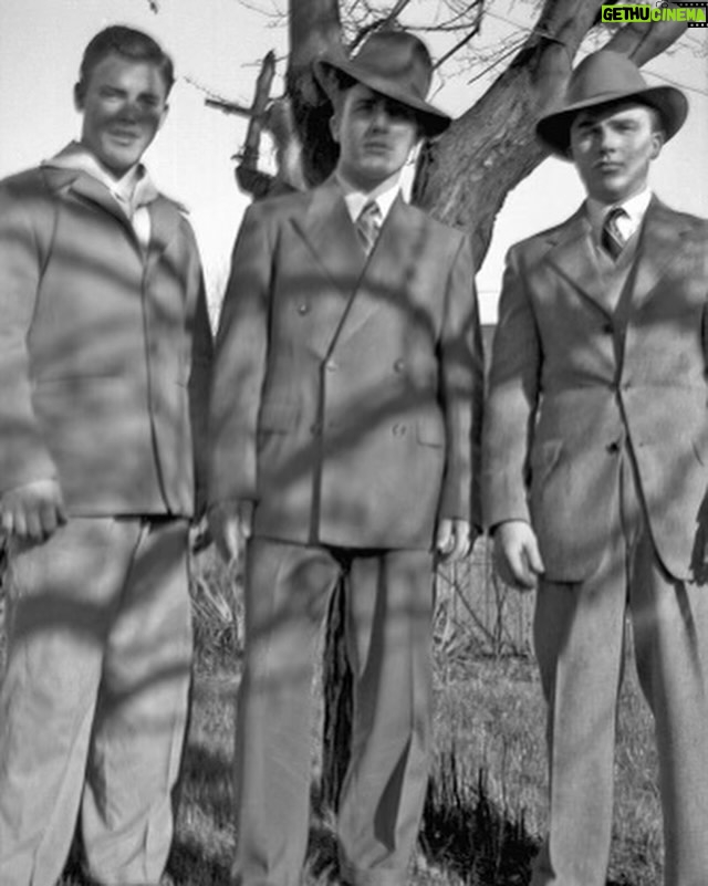 Billie Joe Armstrong Instagram - My uncles Bill, Ewing , and Wally Jackson. my mom’s older brothers. they look like they’re gonna break someone’s legs, rob a bank, or going to church. A lot of my friend’s parents are baby boomers. My parents were the generation before. What they call the “silent generation”.. and these fellas were the “greatest generation”.. all served in ww2.. definitely not hippies. I always love the old photos. They looked sharp . My dad wore zoot suits and listened to jazz. Definitely not tie-dye or incense and peppermint 😂 Sperry, Oklahoma