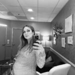 Billie Lourd Instagram - 🪩🤰🏻🪩 #blaséontheoutsideblessedontheinside 👁:@missjobaker 💇🏻‍♀️:@brycescarlett 💃🏻:@stellamccartney @sweetbabyjamie 🤰🏻:@avstenrydell