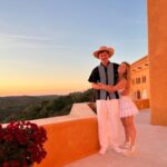 Billie Lourd Instagram – 🌜🍯🌛Did u even go on a 🍯🌜if u didn’t do a #sadselftimer photo shoot?! #selftimeofourlives yes we made a #heartwithourhands no I #dontregretit