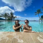 Billie Lourd Instagram - 🦘👯‍♀️🦘HAPPY BIRTH TO MY BB KD!!! @kaitlyndever I love you to infinity (pools) and beyond!!! You lift me up when I’m down (unda)!! You make my world (man)go round!!! YOU ARE THE ULTIMATE BADDIE!!! I LOVE YOU SO MUCH!!! Happy #quartercentury !!! #heymanitshayman #gbreef #stingersuitsarethenewbikinis HayMan