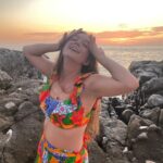 Billie Lourd Instagram – 🌅💆🏻‍♀️🌅#serenescene #mexicorocks Paradise Rock Club
