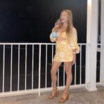 Billie Lourd Instagram - 🏝🎟🏝#mewd cause @tickettoparadise is out tonight❕swipe 4 a selection of photos of me living my absolute truth #downunda #pumpingonbeaches #drinkingmultipledrinksatonce with @kaitlyndever & @madydever #goldcoastcranin with @lucasnbravo and #embarassing @avstenrydell with aggressive #youthfulposing #toinfinitypoolsandbeyond Ticket To Paradise