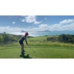 Billie Lourd Instagram - ⛳️🌅⛳️do u even golf bro?!? #golf #beautifulholes #badlycomposedtreeposewherevershegoes GOLF.com