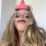 Billie Lourd Instagram - 👎🏼😐👎🏼10/10 would not recommend #australianquarantine