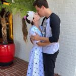 Billie Lourd Instagram - ❤️👑❤️HAPPY #parentalanniversary TO THIS D (#damn) A (#angelic) D (#dude) @avstenrydell !!! #petitiontomakeparentalanniversaryathing