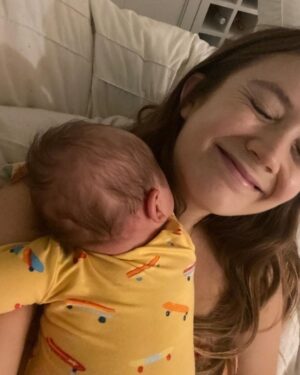 Billie Lourd Instagram - 😭✨ 1️⃣ 🌱📧🅰️®️ ✨😭