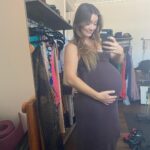 Billie Lourd Instagram - 🤯🤰🏻🤯#1yearagotoday #iNsTaGrAmVsReALiTy #asthekidssay #sundaysonday #shoutout2mybody #andallmombodsoutthere #momsaremagic ✨💖 Whoa Nelly
