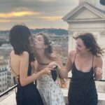 Billie Lourd Instagram - ❤️🇮🇹❤️#roaminrome #umseeindacolosseum #pasta #pasta #morepasta #itsitaly #pastasisters Pasta Inn