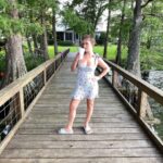 Billie Lourd Instagram – ❤️🤍💙#momanddad #takethelake #doinbruin Fish Tale Grill – Lake Bruin Lodge & Store