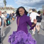 Billy Porter Instagram - It might take them a minute to see you. In the meantime, make sure you see yourself! 💜🙋🏾‍♀️ #authentic #unapologetic #notaskingforpermission #brokeasweat