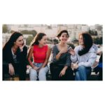 Birce Akalay Instagram - _______ “ Çıkmaz sokakta geri adım atmak da ileri gitmektir. “ Sana da merhaba Nilüfer. Let’s get excited a little bit more! 🖤 @birderdimvardizi #lightinthedark @ayna.yapim @burakmujdeci @kanald