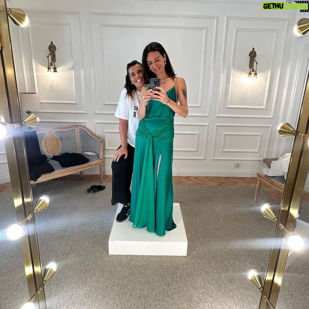 Birce Akalay Instagram - for the summer nocturne. 🦚 Thank you my dear friend @serli.kecoglu & @closhboutique ‘s beloved people. since 2oo8 Bodrum, Mugla