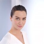 Birce Akalay Instagram - Amerika’nın bir numaralı retinol markası Neutrogena’nın, 25 yıllık retinol uzmanlığı ile geliştirilen Yeni Retinol Boost! 💙 Deneyenlerin 0’ünde bilimsel olarak kanıtlanmış etkisini sen de hemen keşfet! ••• @neutrogenaturkiye #işbirliği