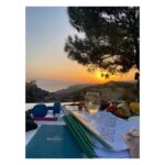 Birce Akalay Instagram - Autmn Journal’22 4 Marvelous Days. With friends, nature & stories. ••• All we need is love! ✌🏼🥂🦚🍁 @semsadenizsel @celimbahadir @mosheaelyon @ibrahimselim & my shewolf @dilarakarabay I’m so lucky to have you! 💚 And special thanks to all @simurginn & @cooksgrove Crew!! 🙏🏼🥂👏🏼