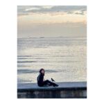 Birce Akalay Instagram - ______ i was walking by the sea, and i heard is calling me so I turned the good in me. 🫀