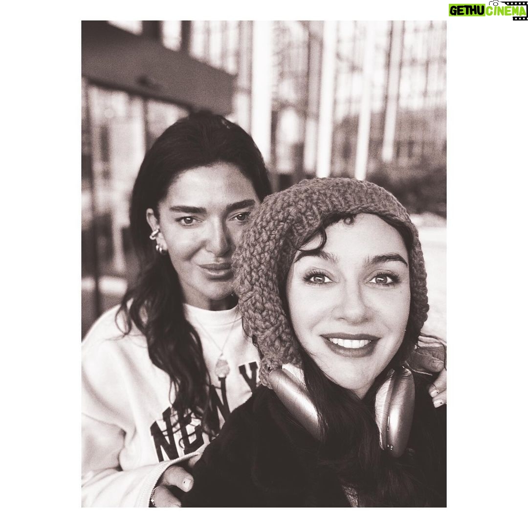 Birce Akalay Instagram - Germany again after a year... Again with a peace and joy as deep as my dream bluish sky. My heartfelt thanks to Fenerbahçe SK and my esteemed director Abdullah Oğuz. From now on, I will continue on the road alone with love at the bottom of my heart. I will be here for few more days. Cologne is a marvellous city. It is a great feeling to hear Turkish every few steps. Follow your dreams. 🫀 PS: Maybe we can shoot a short noir toghether someday master? @apooguz Köln (Cologne), Germany