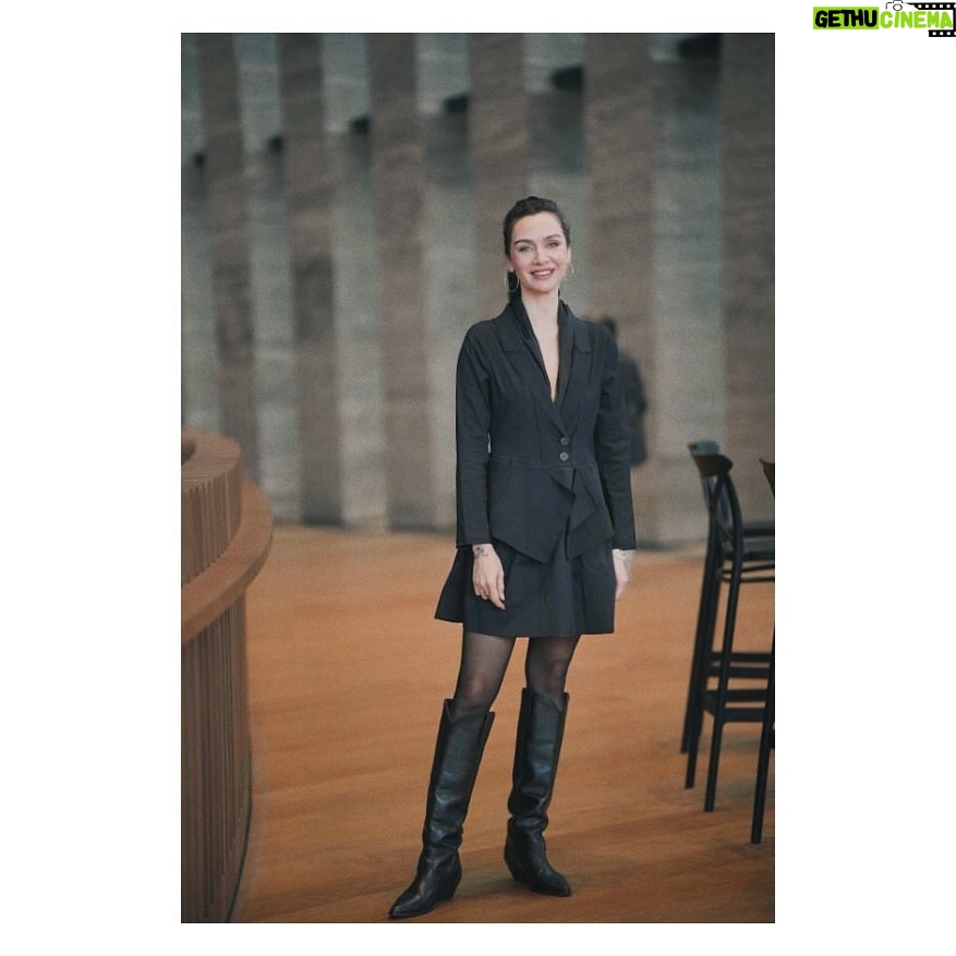 Birce Akalay Instagram - Yesterday we witnessed a tremendous night. On the premiere day of our new film, of which I knew that I am a precious part of. So many years after to be in AKM again, which I grew up in the corridors of and feel as my home needs to be worthy of this tremendous heritage. So I would like to thank my dearest friends who prepared me for our all-day long programmes and gala night with their special talents & creations which comes from their hearts. It is only with your presence that I can shine so happily. Salut 💞