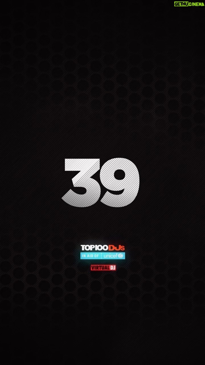 Black Coffee Instagram - Up 29 places to No. 39, it’s @RealBlackCoffee #Top100DJs Visit the link in our bio to: 📺 Watch the Awards Show 💙 Support @Unicef_UK 📖 Pre-order 100 of the World’s Best DJs hardback book Official partner: @virtualdjsoftware
