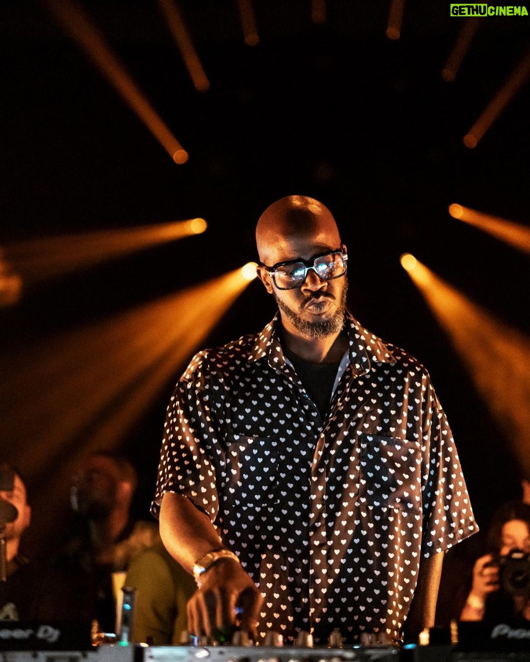Black Coffee Instagram - My last time in London was unreal! Can't wait to be back on September 11th at the stunning, Beckenham Place Park with some very special guests! π¬π§ Sign up for early access tickets and more information via the link in my bio! #GodsVeryOwn