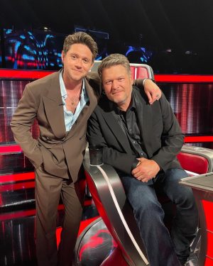 Blake Shelton Instagram - Father / Son pictures at @nbcthevoice Live Finale with @niallhoran..