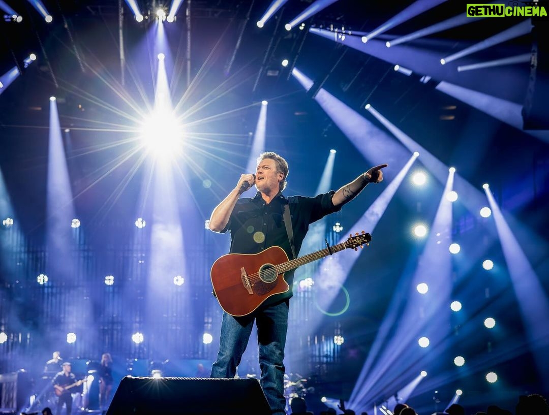Blake Shelton Instagram - ONE WEEK until the #BackToTheHonkyTonk Tour presented by Kubota! Where will we see y'all?! 🤠-Team BS