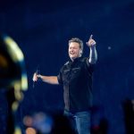 Blake Shelton Instagram – We wrapped the #BackToTheHonkyTonk Tour in Buffalo last night. Cheers to a hell of a tour y’all!!!