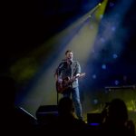Blake Shelton Instagram - 🚨LAST CHANCE 🚨 Enter for your chance to win a trip to the #BackToTheHonkyTonk Tour presented by @kubotausa (+ so much more) by supporting music education through @savethemusic and @propeller.la. Contest ends March 2 at 11:59PM! Visit the link in bio for more information. -Team BS
