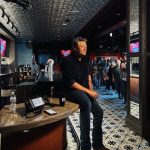 Blake Shelton Instagram - Who's ready for a brand-new episode of @BarmageddonUSA TONIGHT with @traceadkins and @titans Coach Mike Vrabel!?! Y'all know I am!!! Tune-in to @usa_network at 11/10c! #Barmageddon