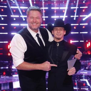 Blake Shelton Instagram - YOUR SEASON 22 @nbcthevoice WINNER EVERYBODY!!!! BRYCE LEATHERWOOD!!!! I'm such a proud coach.. @bryceleatherwood, you are so damn deserving of this. Thank you America and GET READY WORLD!!! #TeamBlake #TheVoice