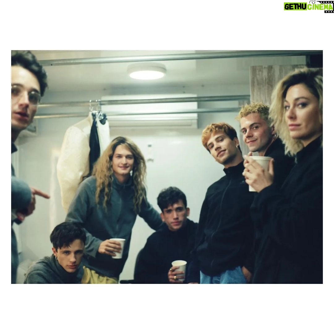 Blanca Suárez Instagram - está p a s a n d o
