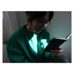 Blanca Suárez Instagram - a l w a y s 🚀 with my #GalaxyZFold4 & #GalaxyBuds2Pro @samsungespana