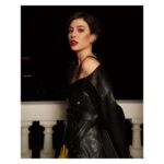 Blanca Suárez Instagram - what a n i g h t ☆ Thanks @moetchandon & @guerlain •Style @_freddyalonso [ @julianfashion X @alexandermcqueen @jimmychoo ] •MakeUp @natalia_natalita X @guerlain •Hair @mariaroberts25 •Pic @sergio_borondo #moeteffervescence #toastwithmoet