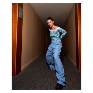 Blanca Suárez Instagram - 🧿

Pic @sergio_borondo 
MakeUp @guerlain by @natalia_natalita 
Hair @carmialbornoz 
Style @_freddyalonso {@coperni @renaisaofficial @stellamccartney @prada @suotstudio}
Thanks @palomarodriguezjuanes @mariaa.borras