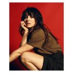Blanca Suárez Instagram - ＲＥＳＰＩＲＡ ˢᵉ ᵛⁱᵉⁿᵉⁿ ᶜᵒˢᵃˢ ᵉⁿ 2024 @netflixes #abrazaloqueviene