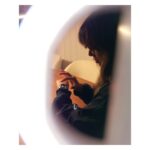 Blanca Suárez Instagram - 🅲🅾🅽🅽🅴🅲🆃🅴🅳 no me pierdo nada.. todo al día y conectado entre sí gracias al Ecosistema Galaxy de @samsungespana ♡ #galaxyzflip5 #galaxywatch6 #publi