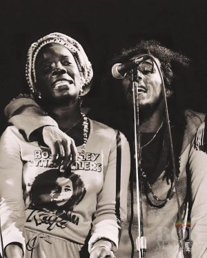 Bob Marley Instagram - “Here little darlin’, don’t shed no tears. No woman, no cry.” #NoWomanNoCry #BobMarley #InternationalWomensDay

📷 by #AdrianBoot
©️ Fifty-Six Hope Road Music Ltd.