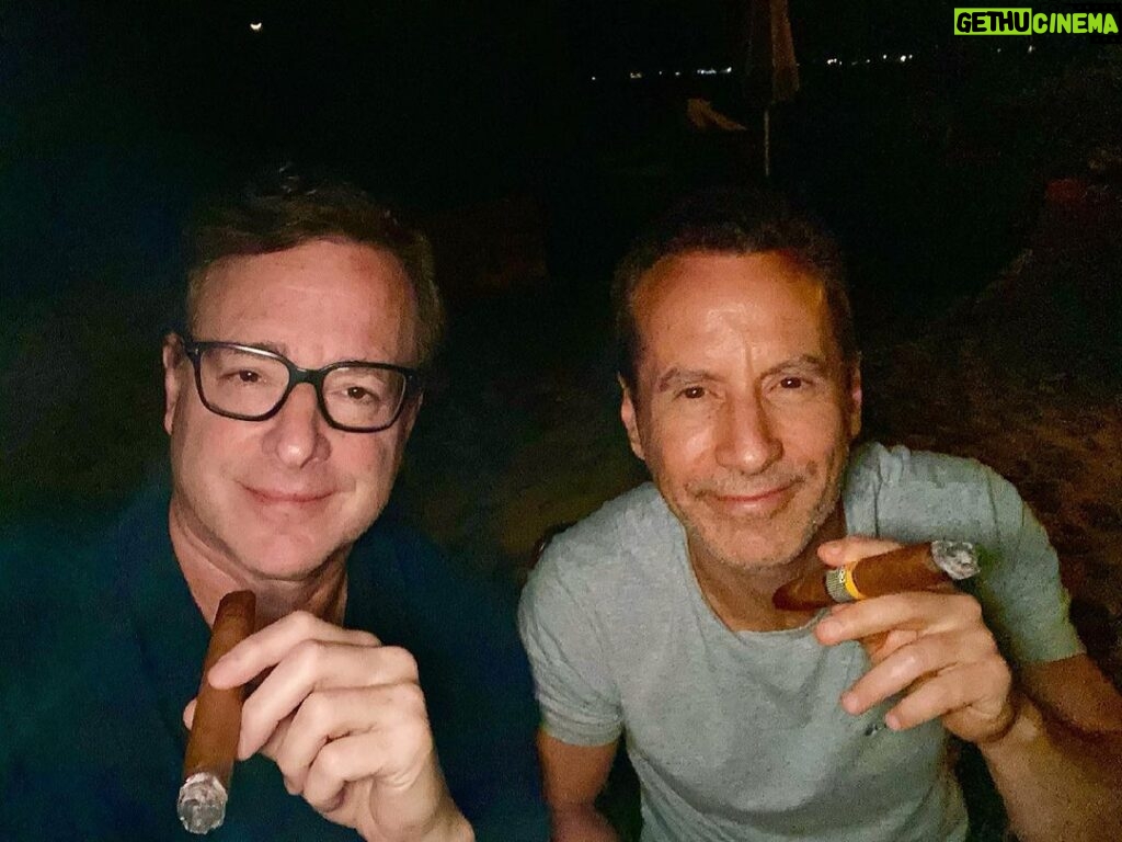 Bob Saget Instagram - Hard to believe just one week ago I was on location finishing acting in a film with a wonderful cast and crew, produced by my dear friend @nicholastabarrok - I know, another cigar photo, but it was our way of winding down and being able to reconnect. Treasured moments with friends are one of the gifts we have, especially now. Thanks for bringing me in to such a great experience Nicholas. Grand Cayman, Cayman Islands