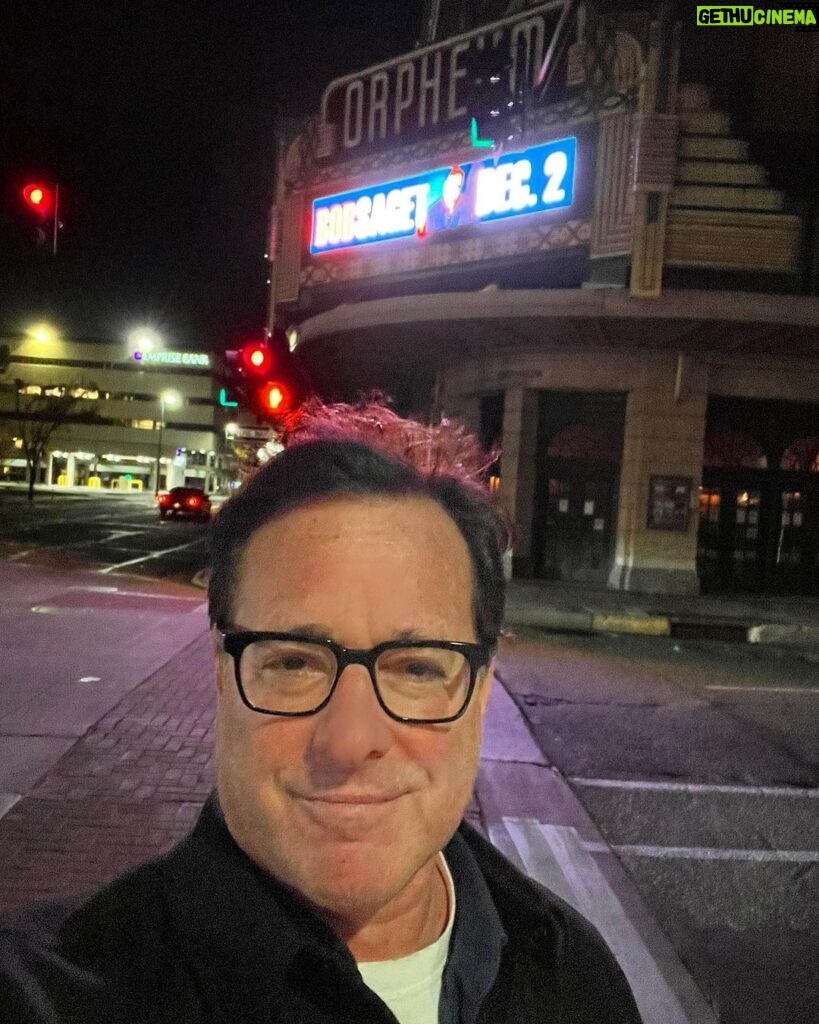 Bob Saget Instagram - Roaming the streets of Downtown Wichita last night as one does, before my gig tonight but now it’s over. Tonight was phenomenal—The nicest best audience @wichitaorpheum Theatre. Thanks so much Wichita and the nice people in the house! Wichita Orpheum Theatre