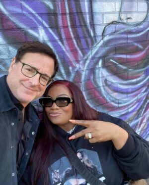 Bob Saget Instagram - I feel the same about my new friend I gained in 2021, @comediennemspat — She’s so damn funny but I also love her big heart. So nice to see her at @skankfestsouth today. 💜

repost @comediennemspat
・・・
This my  boo right here @bobsaget real friends are hard to find in Hollywood but I got me a good one ❤️❤️❤️ #skankfestnyc #skankfest