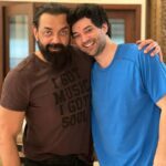Bobby Deol Instagram - I can’t wait for tonight! You have worked so hard for this day beta and finally the moment has arrived when we all will see you living your dream on the big screen. 28 years back this day was a very special day in my life when my first film released and today it’s become even more special because my Rajveer’s first film is releasing. We all are very proud of you! Good Bless you!! #DonoTheFilm #Dono Book your tickets now on BookMyShow!!