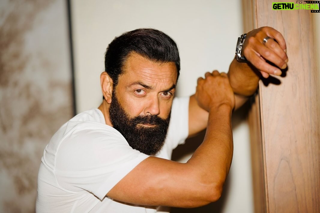 Bobby Deol Instagram - Portraits by #DharamDeol 📸