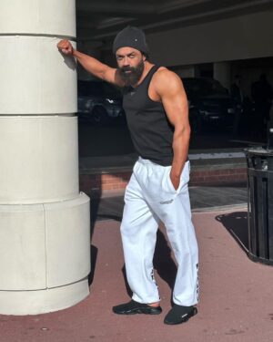 Bobby Deol Instagram - Soaking in the sun ☀️