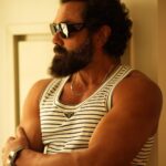 Bobby Deol Instagram – Another day another pair 🕶️

📸  #DharamDeol

#Sunglasses #ShadesOn #GotClicked
